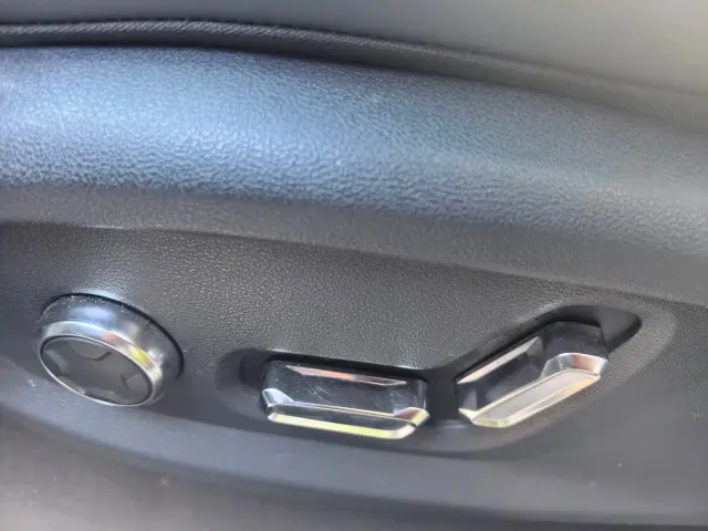 Geely Galaxy E8 — Фото автомобиля 12