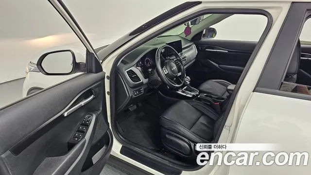 Kia Seltos — Фото автомобиля 15