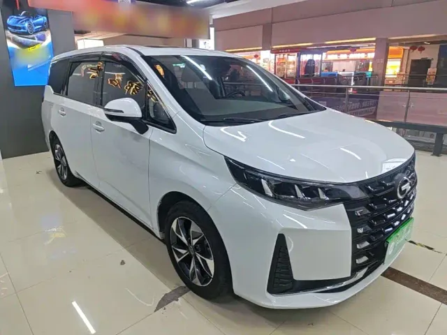 GAC Trumpchi M6 — Фото автомобиля 3