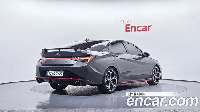 Hyundai AVANTE — Фото автомобиля 2