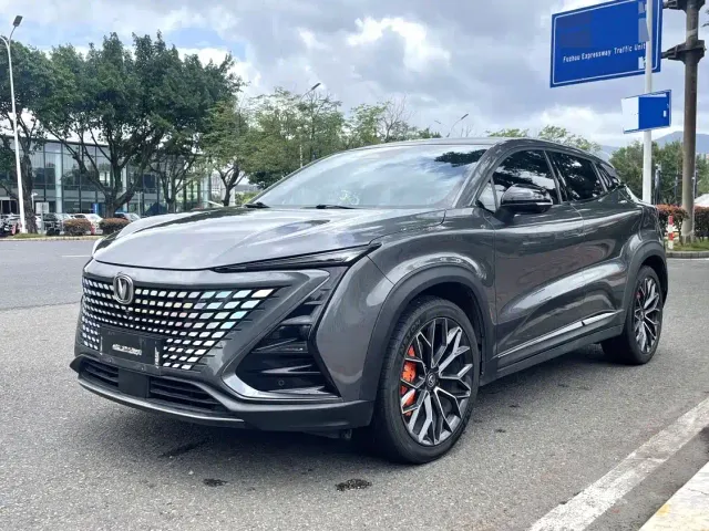 Фотография автомобиля — Changan UNI-T