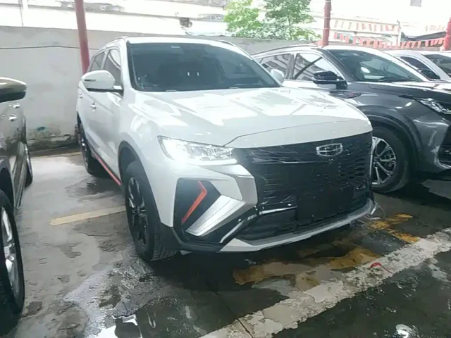 Geely Boyue — Фото автомобиля 3