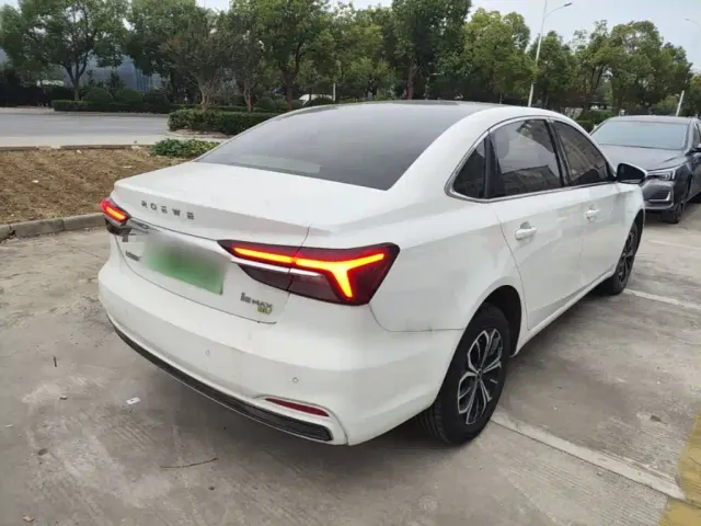 Roewe i6 MAX EV — Фото автомобиля 6