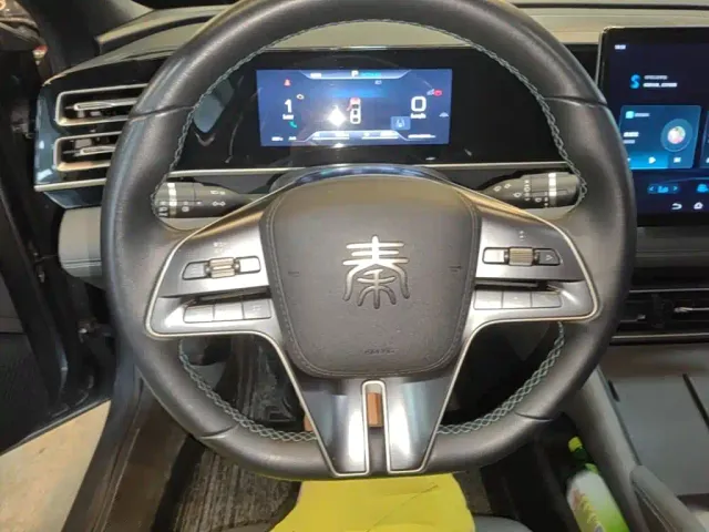 BYD Qin L — Фото автомобиля 10