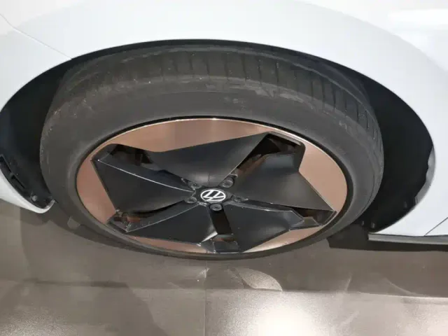 Volkswagen ID.3 — Фото автомобиля 22