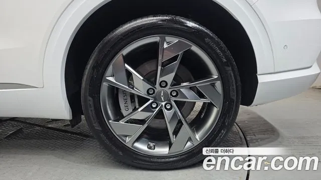 Genesis GV70 Electrified GV70 — Фото автомобиля 17