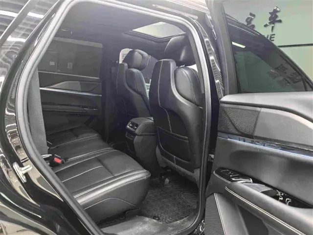 Cadillac XT5 — Фото автомобиля 12