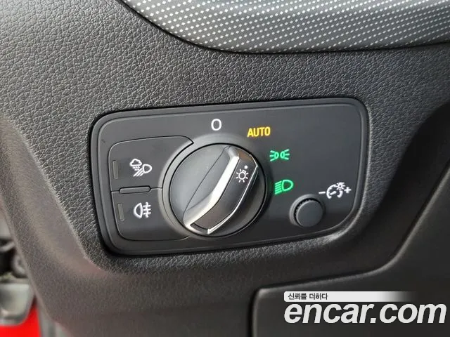 Audi Q2 — Фото автомобиля 14