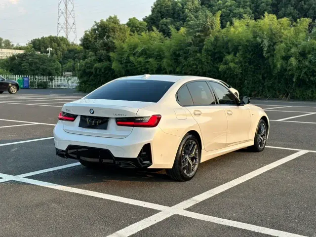 BMW 3 Series — Фото автомобиля 9