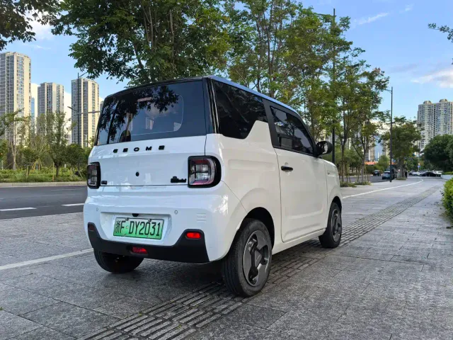 Geely Panda — Фото автомобиля 17