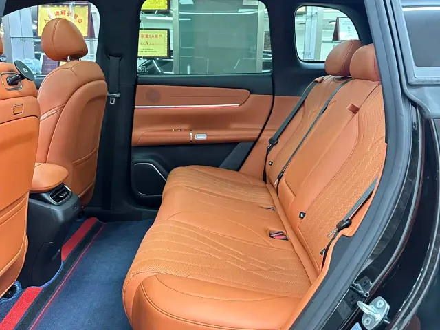 Changan Qiyuan Q07 — Фото автомобиля 10