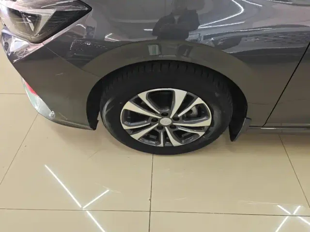 Changan Eado — Фото автомобиля 21