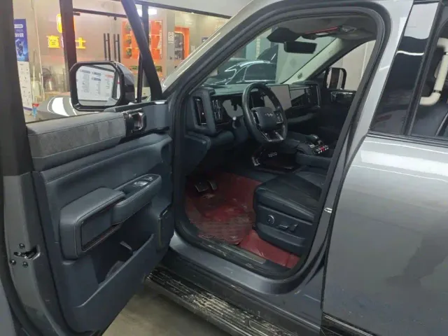 BYD FangChengBao Leopard 5 — Фото автомобиля 3