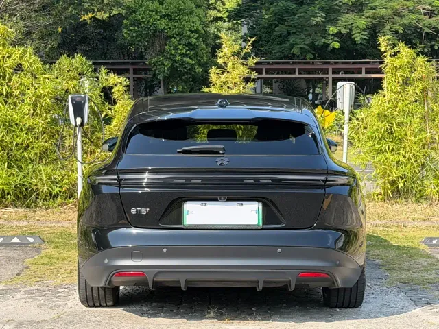 Nio ET5 Touring — Фото автомобиля 13