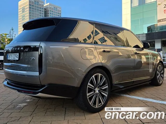 Фотография автомобиля — Land Rover Range Rover 5th Gen