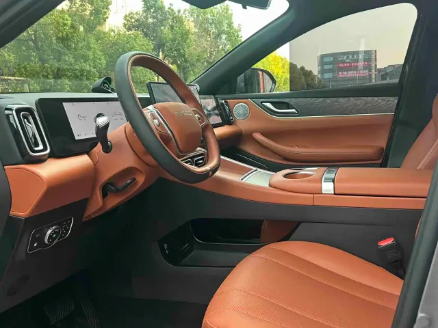 Exeed Starway E05 — Фото автомобиля 6