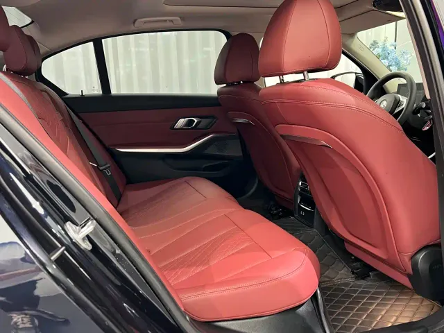 BMW 3 Series — Фото автомобиля 8