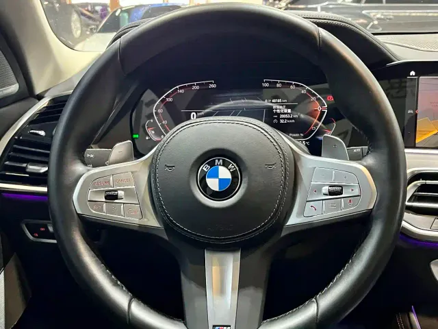 BMW X5 — Фото автомобиля 16