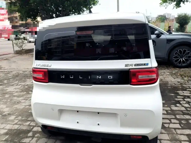 Wuling Hongguang Mini EV — Фото автомобиля 5