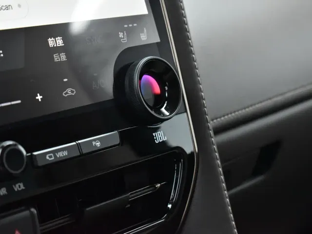 Toyota Alphard — Фото автомобиля 14