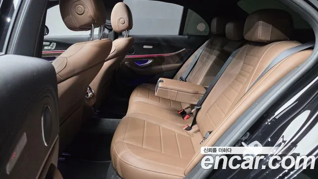 Mercedes-Benz E-Class W213 — Фото автомобиля 18