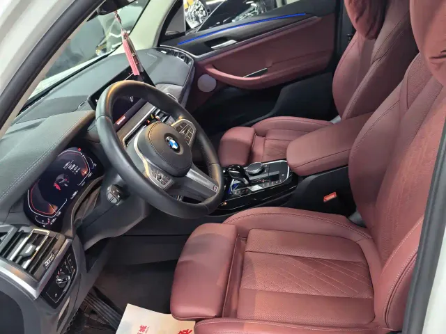 BMW X3 — Фото автомобиля 4