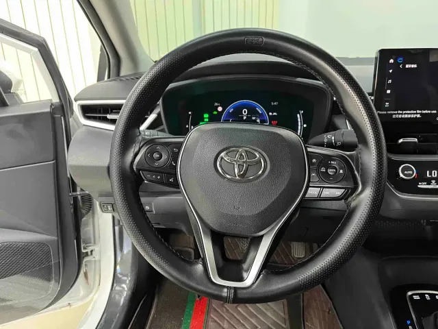 Toyota Corolla — Фото автомобиля 11