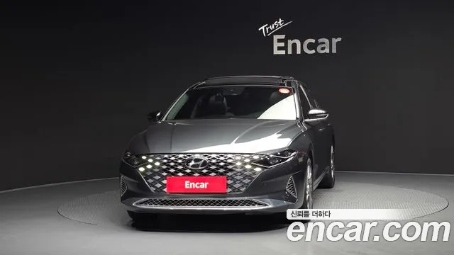 Hyundai Grandeur — Фото автомобиля 3