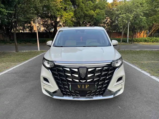 Roewe iMAX8 — Фото автомобиля 2