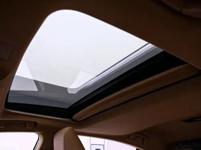 Lexus ES — Фото автомобиля 11