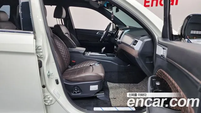 KG_Mobility_Ssangyong Rexton All Rexton Дизель 2.2 4WD — Фото автомобиля 11
