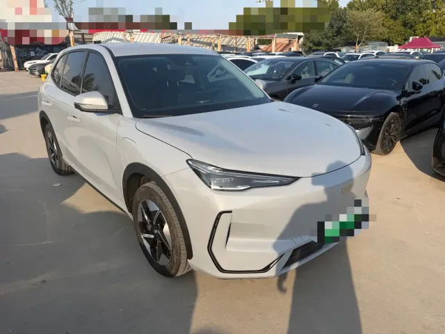 Geely Galaxy E5 — Фото автомобиля 3