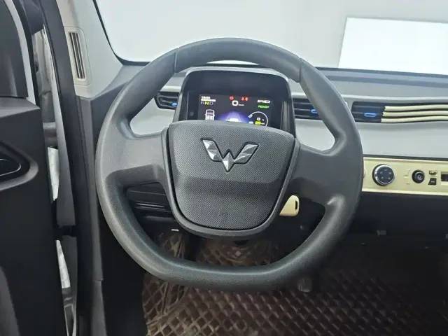 Wuling Hongguang Mini EV — Фото автомобиля 15