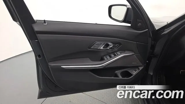 BMW 3-Series 3 серия (G20) 320i M Sport — Фото автомобиля 21