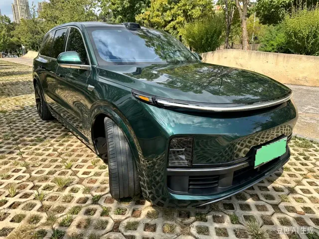 Li Auto Li Xiang L9 2022 Max — Фото автомобиля 3
