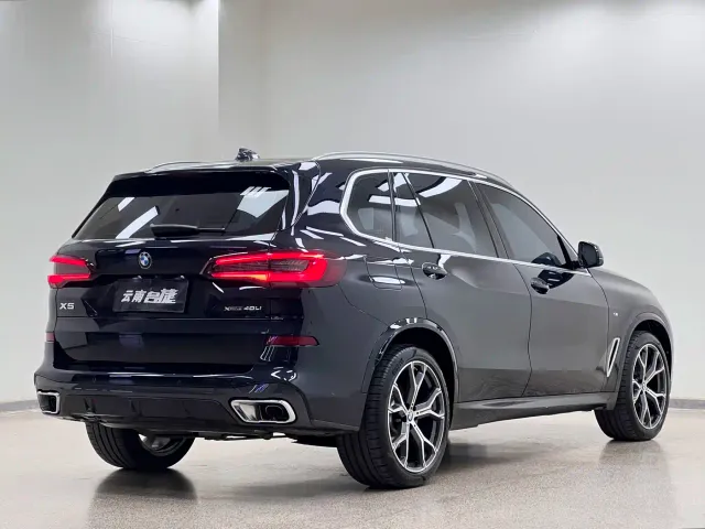 BMW X5 — Фото автомобиля 7