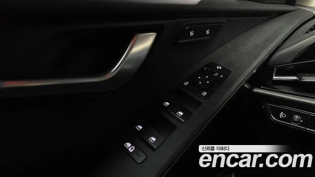 Kia Niro New — Фото автомобиля 27