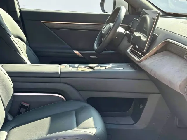 Dongfeng eπ 008 — Фото автомобиля 7