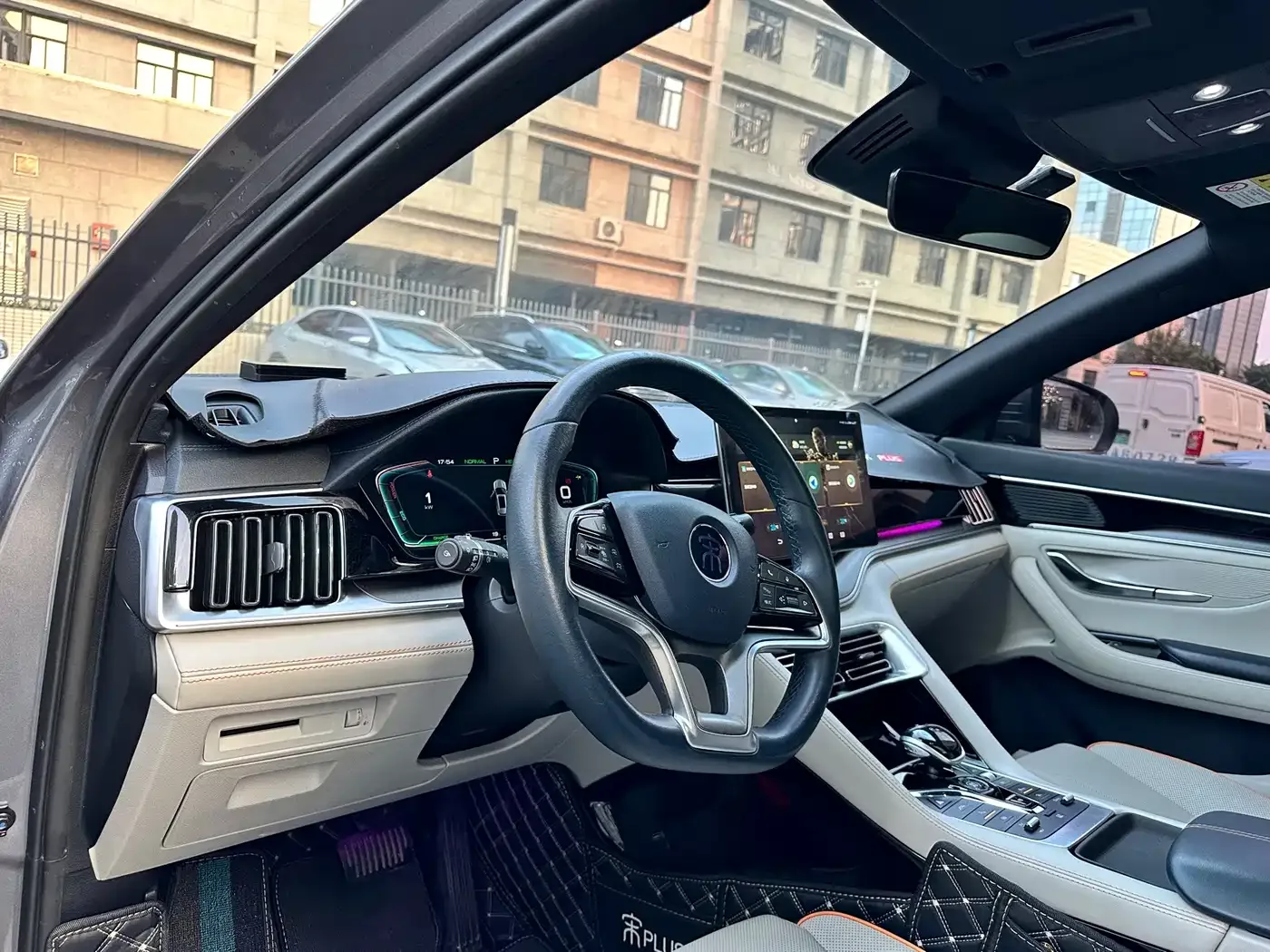 BYD Song PLUS PHEV 2021 DM-i 51KM Honor — Фото автомобиля 10
