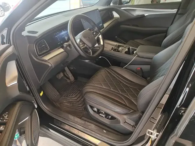 BYD Sealion 07 EV — Фото автомобиля 14