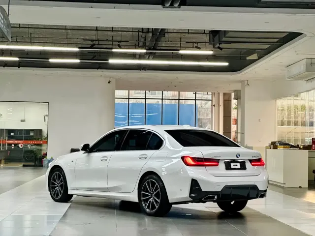 BMW 3 Series — Фото автомобиля 7