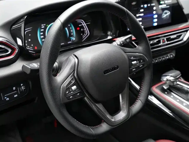 Changan Oushang X5 — Фото автомобиля 7