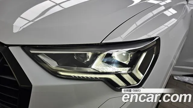 Audi Q3 40 TFSI quattro Premium — Фото автомобиля 20