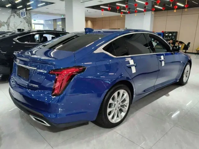 Cadillac CT5 — Фото автомобиля 4