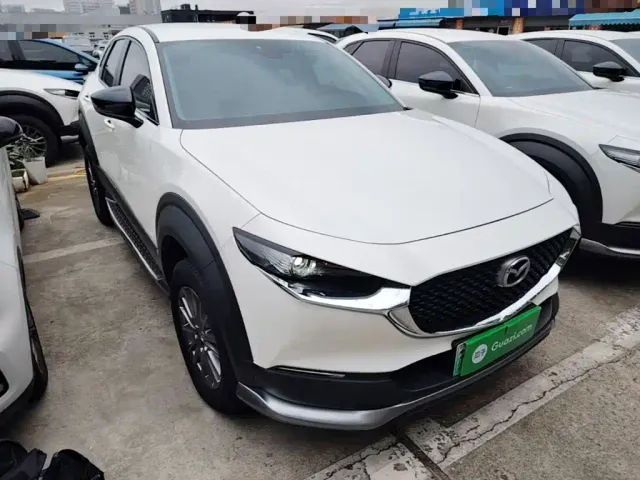 Mazda CX-30 EV — Фото автомобиля 3