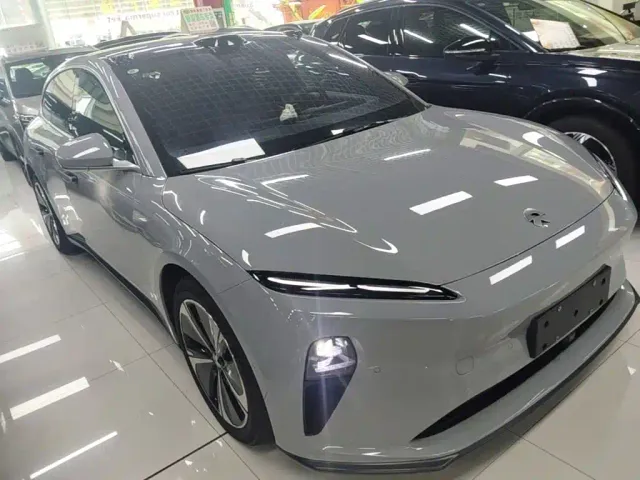 Nio ET5 Touring — Фото автомобиля 3