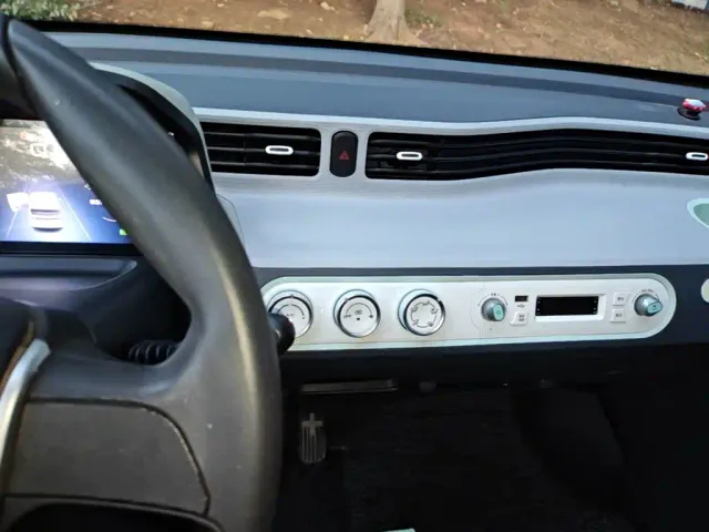 Wuling Hongguang Mini EV — Фото автомобиля 12