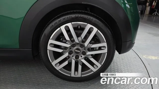 Mini Cooper — Фото автомобиля 18