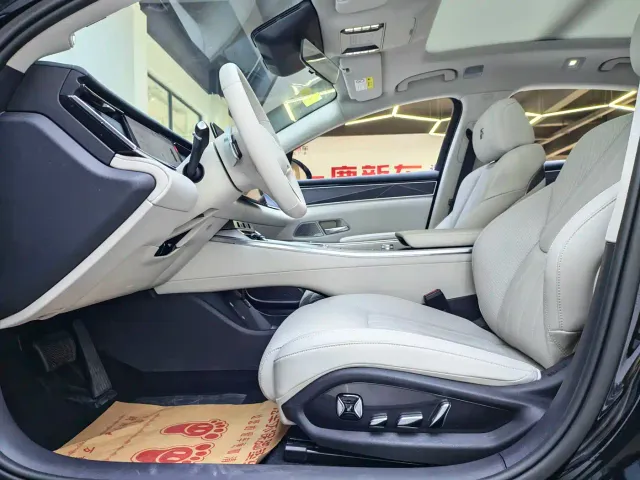 BYD Han L — Фото автомобиля 6