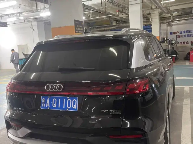 Audi Q6 — Фото автомобиля 6